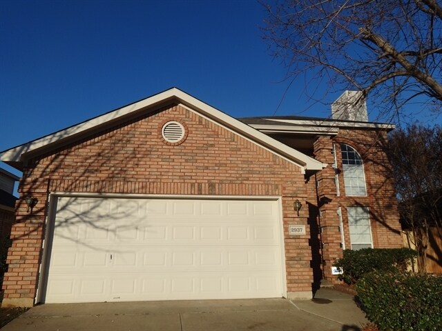 Primary Photo - 2937 Timber Creek Trail