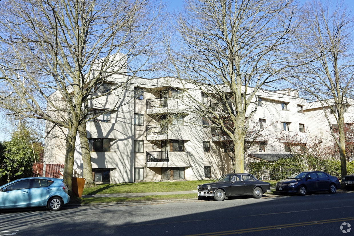 Building Photo - Island View Apartments