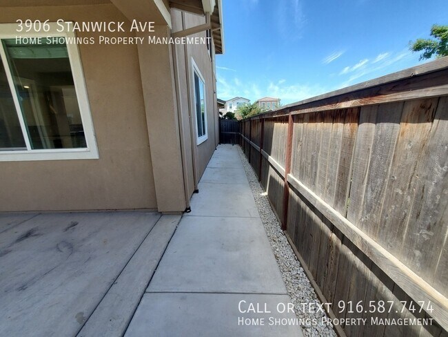 Foto del edificio - 3906 Stanwick Ave