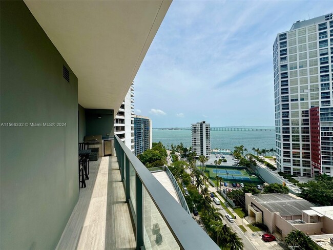 Foto del edificio - 1451 Brickell Ave