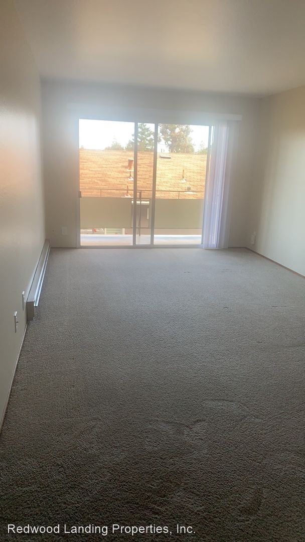 Foto del edificio - 560 Charter St