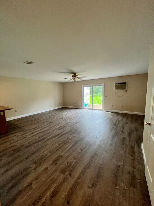 Foto del edificio - 70 Lamoille View Ln