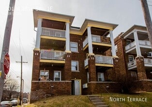 Building Photo - 201 W 38th St