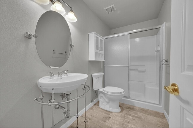 Building Photo - 11101 E Alameda Ave