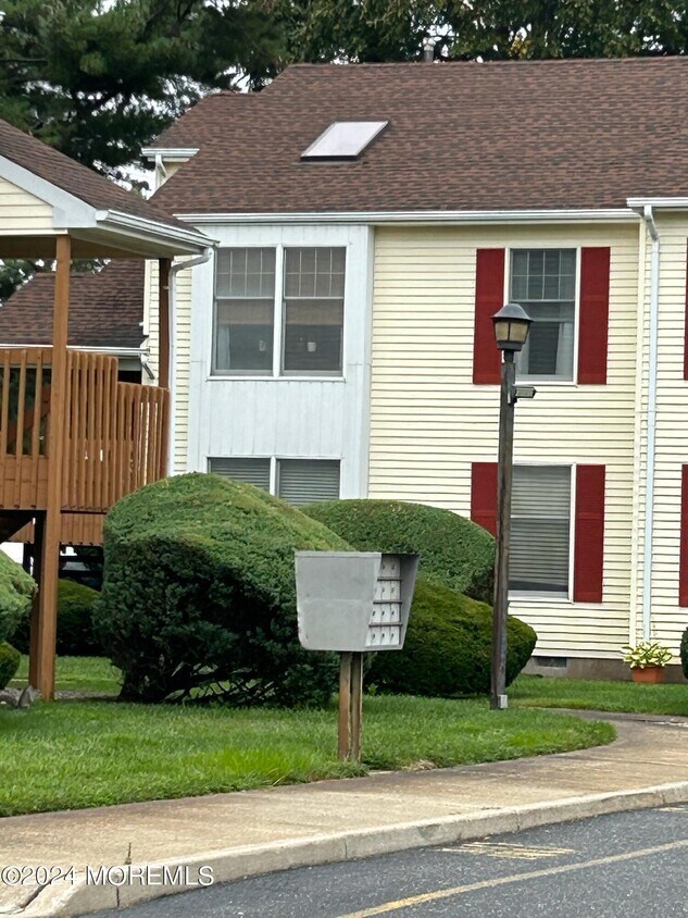 Building Photo - 1212 Beaver Dam Rd