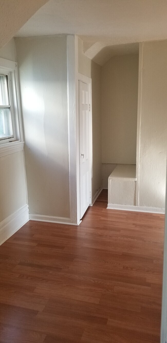 Living Room closet - 928 Bye St