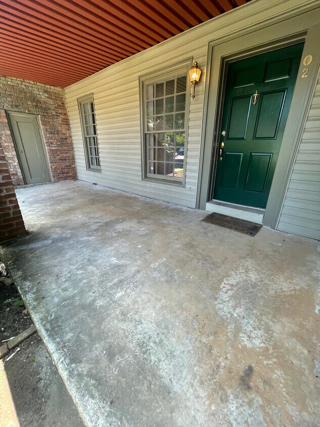 Primary Photo - 3091 Colonial Way