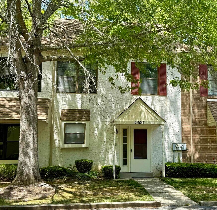 Foto principal - 4507 Concord Pl