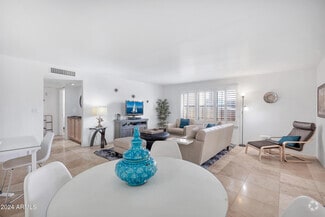 Building Photo - 5102 N 31st Pl