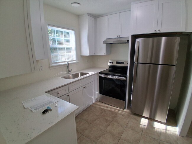 Foto del edificio - 3BD/2.5 BA Townhome