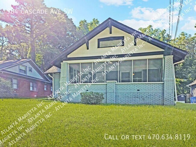 Building Photo - 984 Cascade Ave SW