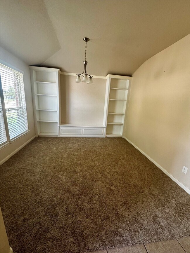 Foto del edificio - 5519 Casa Calvet Dr