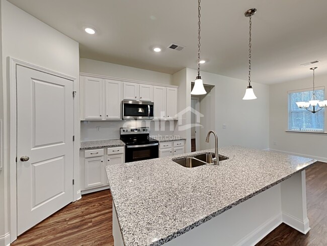 Foto del edificio - 732 Callan Ct