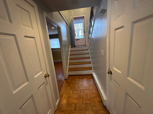 Foto del edificio - 87 Phelps St