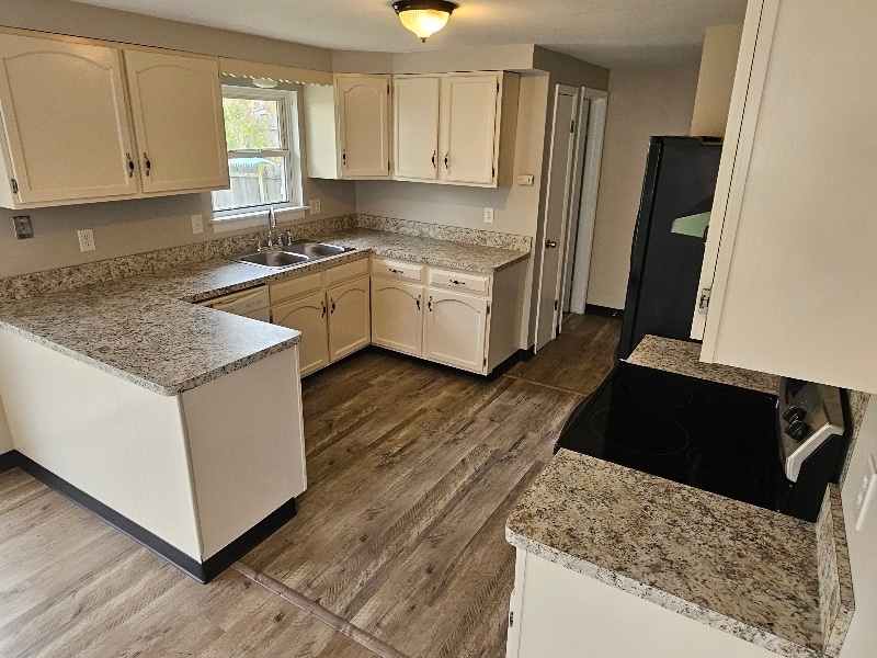 Foto principal - 608 Sunflower Dr