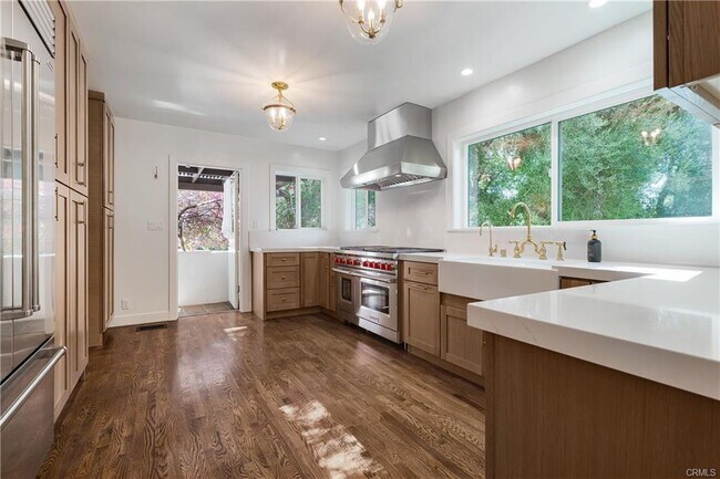 Foto del edificio - 4805 Alta Canyada Rd