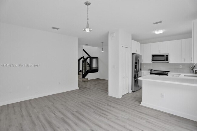 Building Photo - 6902 NW 174th Terrace