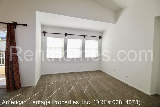 Building Photo - 2 br, 2 bath House - 10334-34 Scripps Powa...