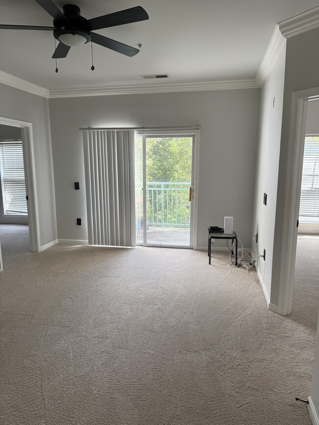 Foto del edificio - 15620 Everglade Ln