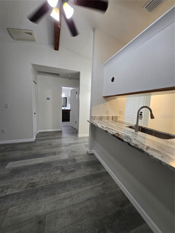 Building Photo - 6431 Drexel Dr