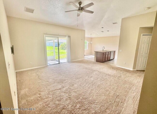 Foto del edificio - 1072 Flintlock Ave SE