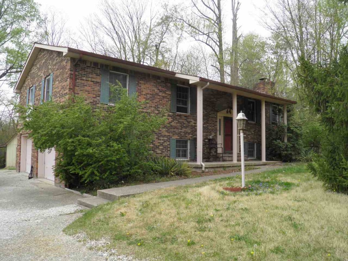 Primary Photo - 1400 S Weimer Rd