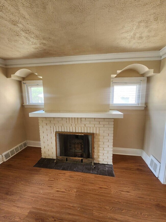 Foto del edificio - 3805 E 153rd St