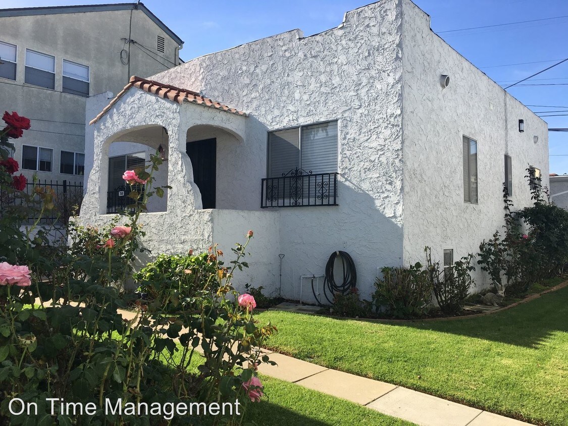 Foto principal - 747 Belmont Ave