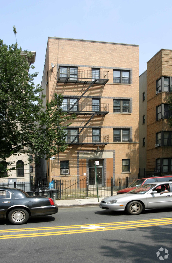 369 Ocean Ave, Brooklyn, NY 11226 - Apartments in Brooklyn, NY ...