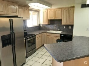 Building Photo - 387 W 740 S
