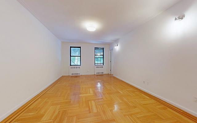 Building Photo - 2 bedroom in NEW YORK NY 10033