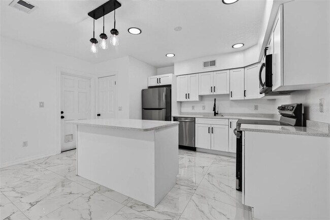 Foto del edificio - 2801 45th St S