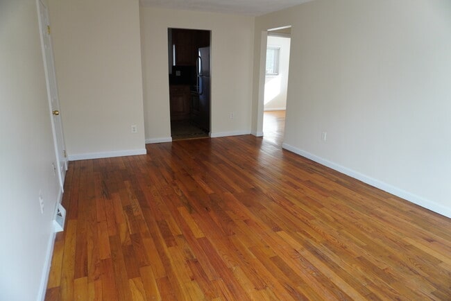 Photo - 21 Oxford Cir Apartment