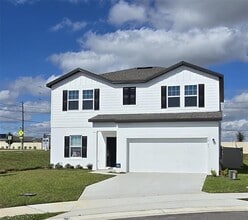 Building Photo - 2803 Poppy Ave