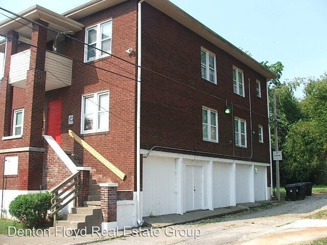 Primary Photo - 1152 S 17th St