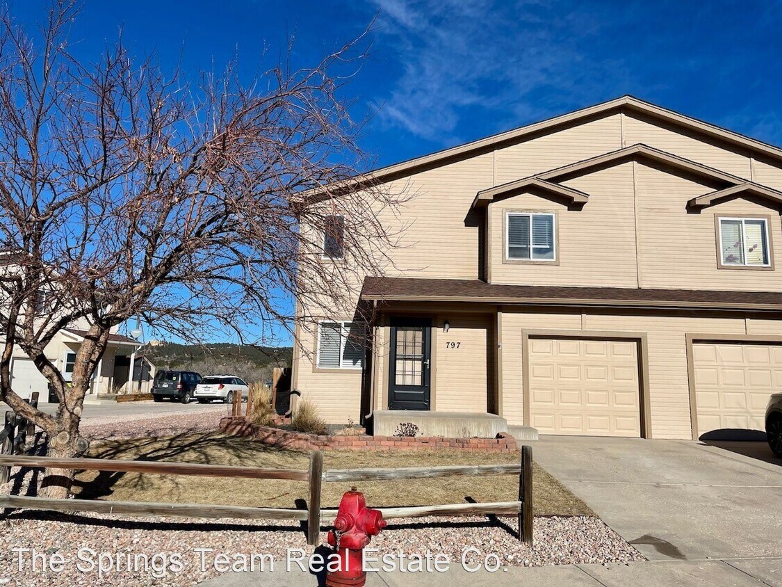 3 br, 2.5 bath House 797 Century Lane House Rental in Monument, CO