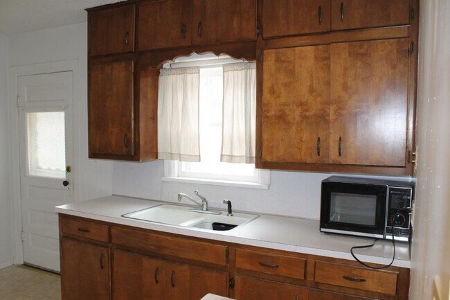 Foto del edificio - 471 Elm Ave