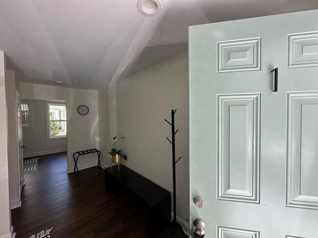 Foto del edificio - 320 Shaw St