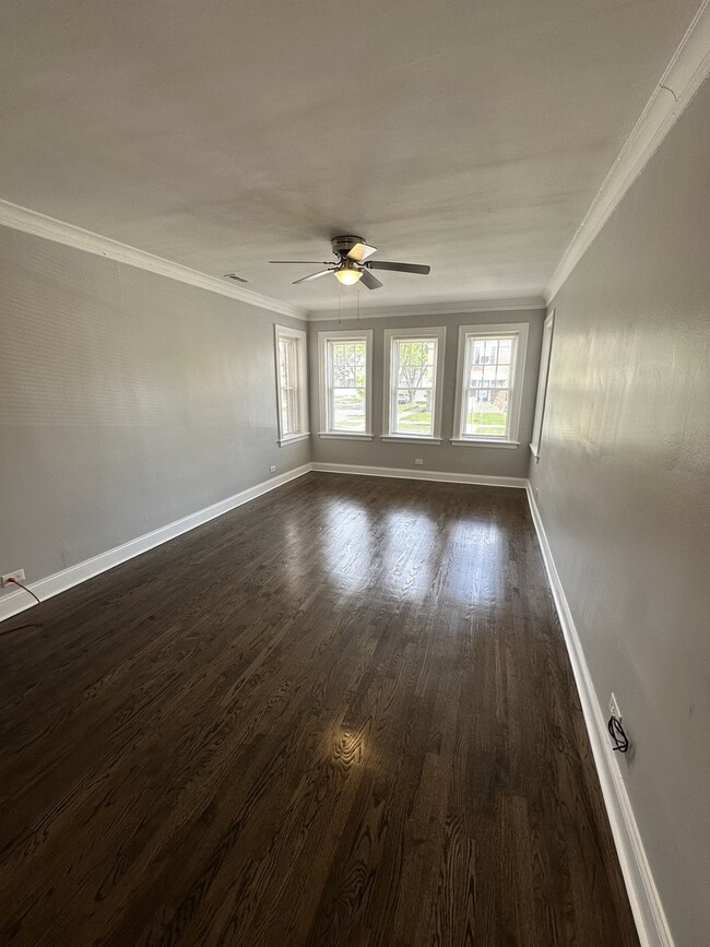 Building Photo - 2958 N Mango Ave