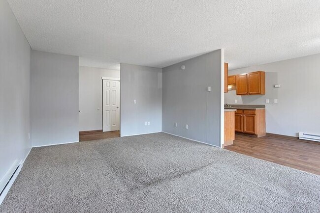 Foto del edificio - Lovely 2bed/1bath Available Now! Pets OK! Call For Info!