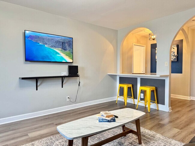 Building Photo - 215 Piedmont Ave NE