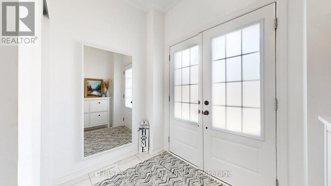 Building Photo - 5 Harvest Cres