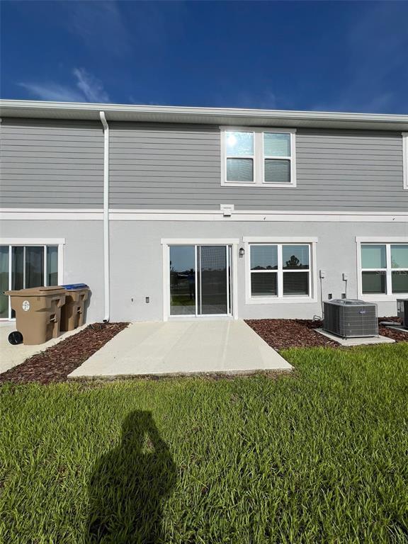 Foto del edificio - 733 Stoney Pointe Cir