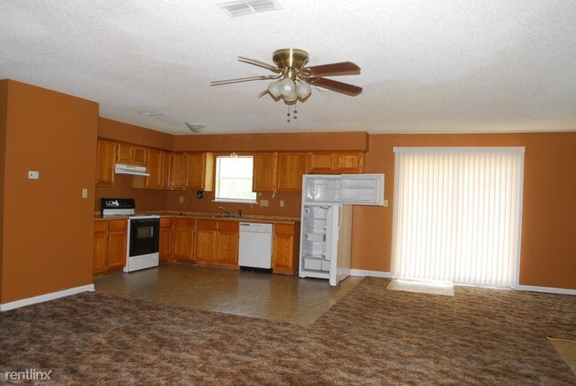 Building Photo - 3 br, 2 bath House - 17189 F Taylor Rd