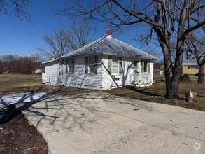 Building Photo - 1058 Fleeburg Loop