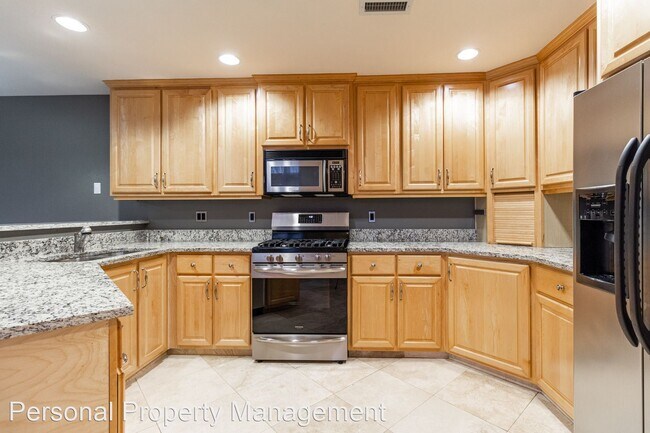 Foto del edificio - 3 br, 2.5 bath House - 17200 SE 26th Dr Un...