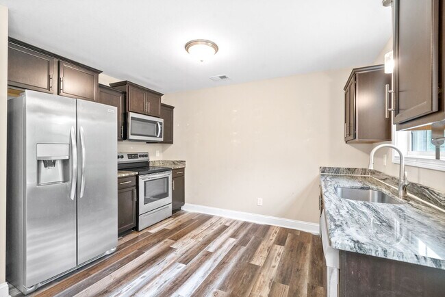 Foto del edificio - 2887 Teakwood Dr