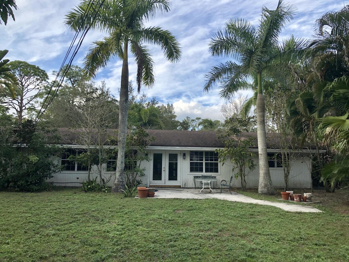 2762 F Rd, Loxahatchee, FL 33470 House Rental in Loxahatchee, FL