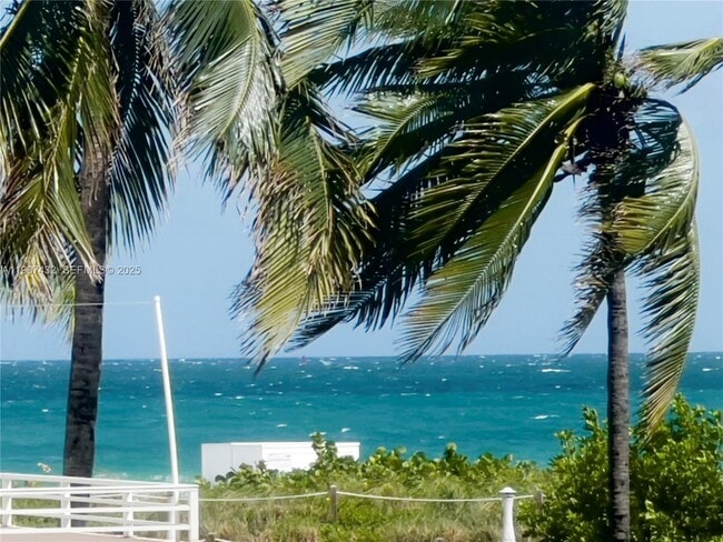 Building Photo - 345 Ocean Dr