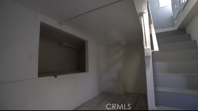 Foto del edificio - 1011 Laguna Ave